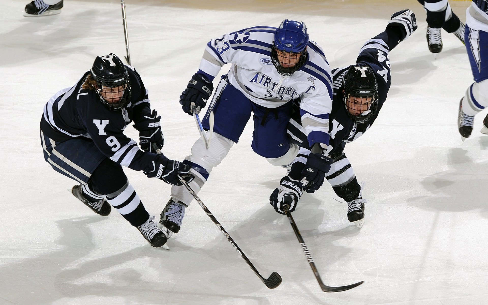 欧洲杯攻防博弈：策略变换中争锋相对！，欧洲杯2021攻略